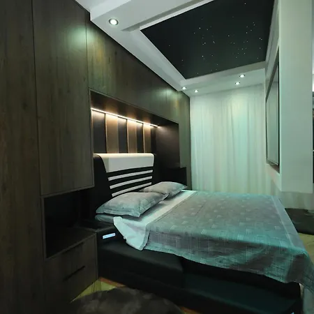 Legacy Marine 3 - Serenity, Luxury Designer Penthouse Apartment