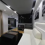 Legacy Marine 3 - Serenity, Luxury Designer Penthouse 公寓 *