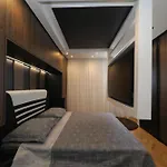 Legacy Marine 3 - Serenity, Luxury Designer Penthouse 扎达尔
