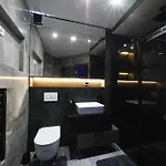 Apartment Legacy Marine 3 - Serenity, Luxury Designer Penthouse