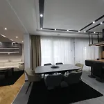 Legacy Marine 3 - Serenity, Luxury Designer Penthouse 公寓