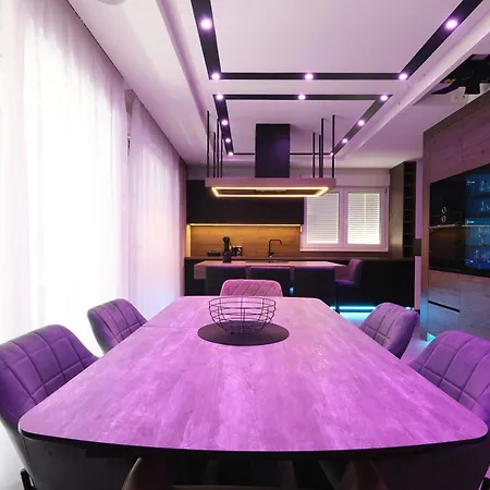 Legacy Marine 3 - Serenity, Luxury Designer Penthouse Daire *