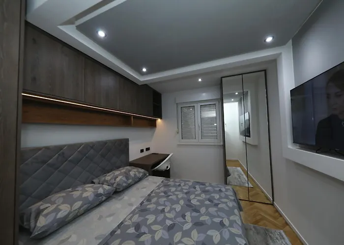 Legacy Marine 3 - Serenity, Luxury Designer Penthouse