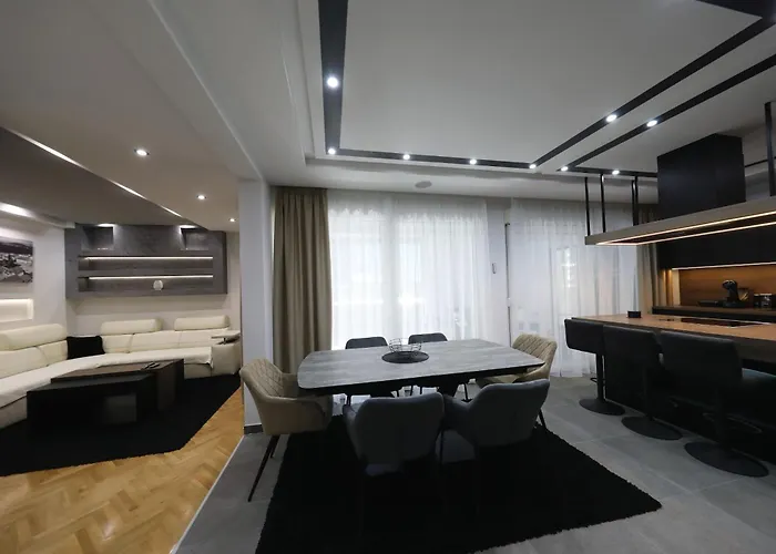 Legacy Marine 3 - Serenity, Luxury Designer Penthouse Appartement